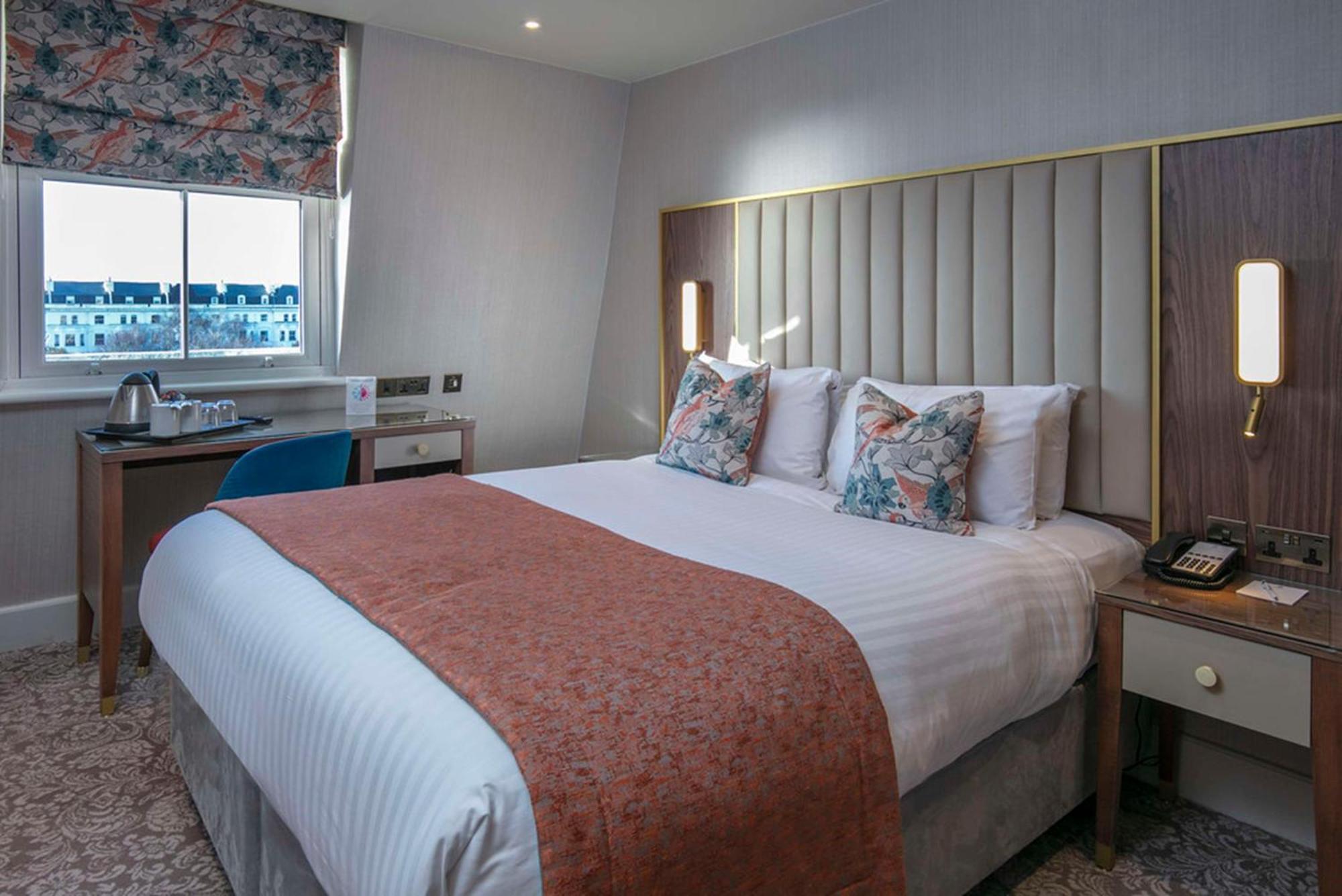 Voco The Clifton Folkestone By Ihg Hotell Exteriör bild