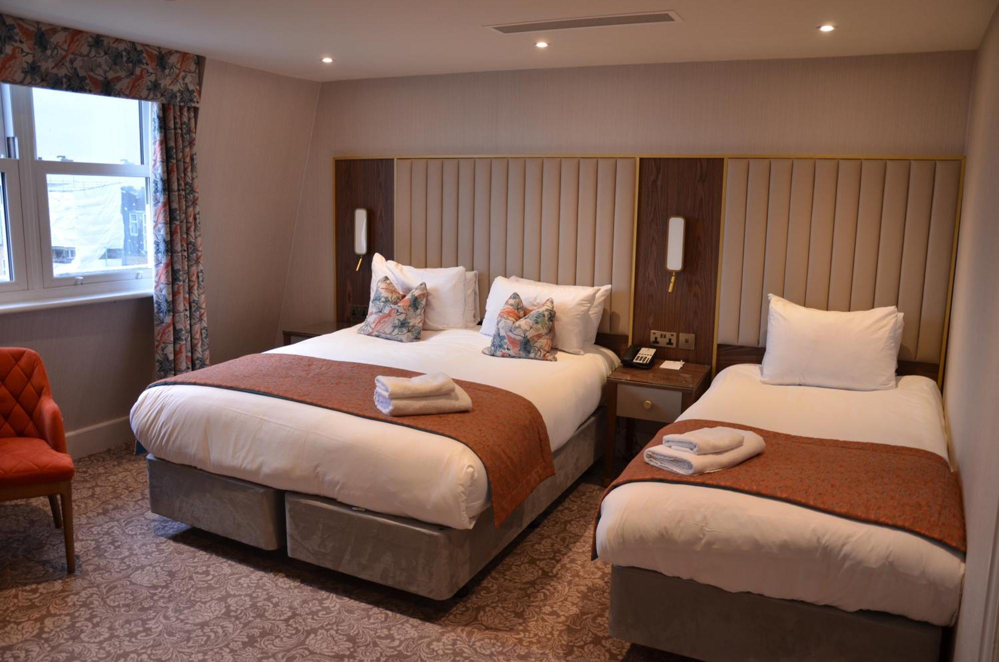 Voco The Clifton Folkestone By Ihg Hotell Exteriör bild