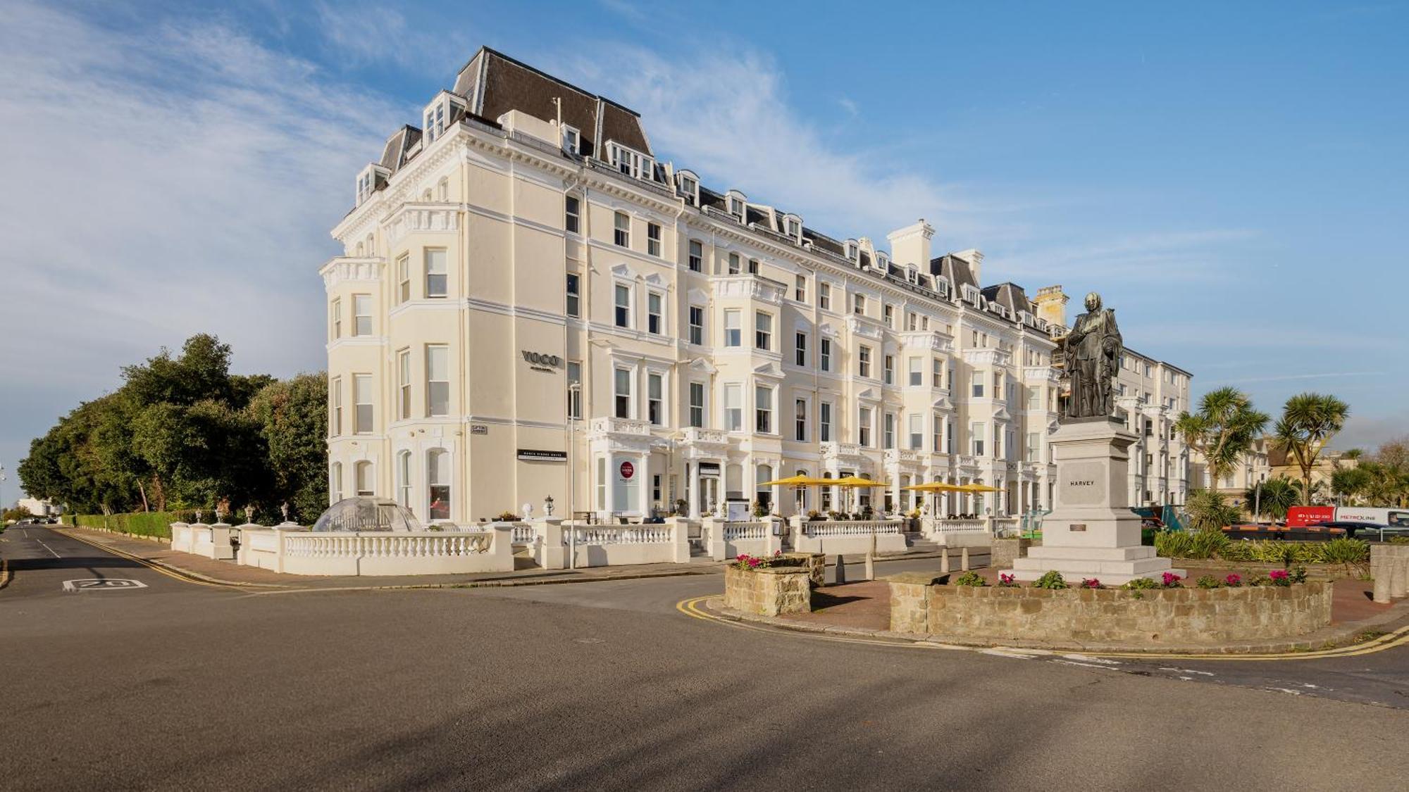 Voco The Clifton Folkestone By Ihg Hotell Exteriör bild