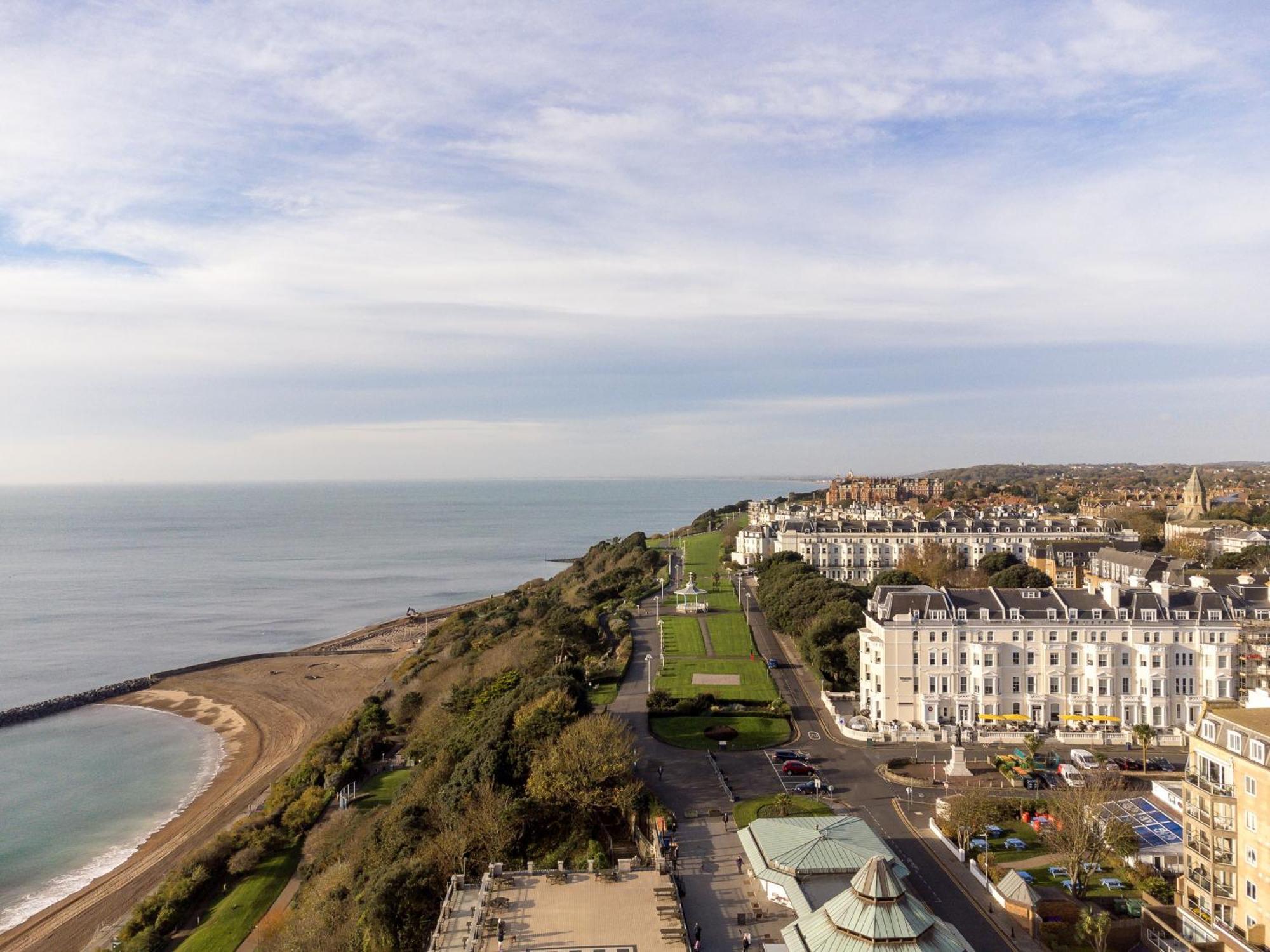 Voco The Clifton Folkestone By Ihg Hotell Exteriör bild